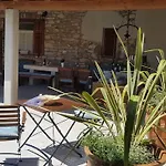 Appartement And Perstel *