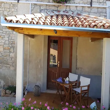 And Perstel Appartement Marčana